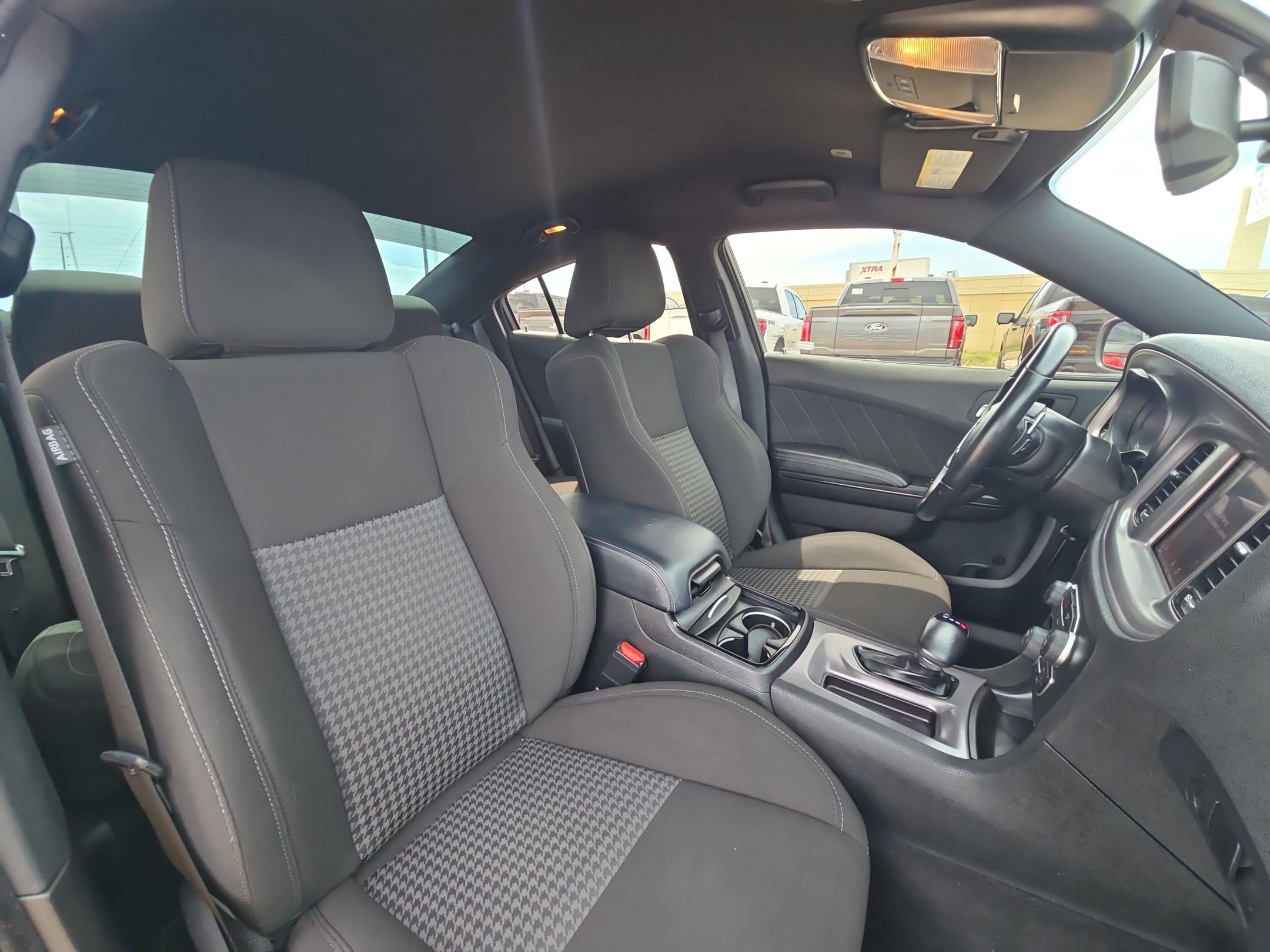 Used 2023 Dodge Charger R/T w/ Blacktop Package RWD image 29
