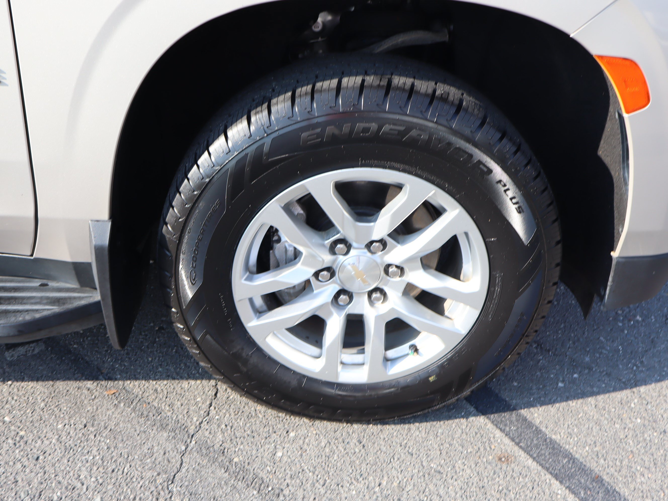 Used 2022 Chevrolet Tahoe LS RWD image 40