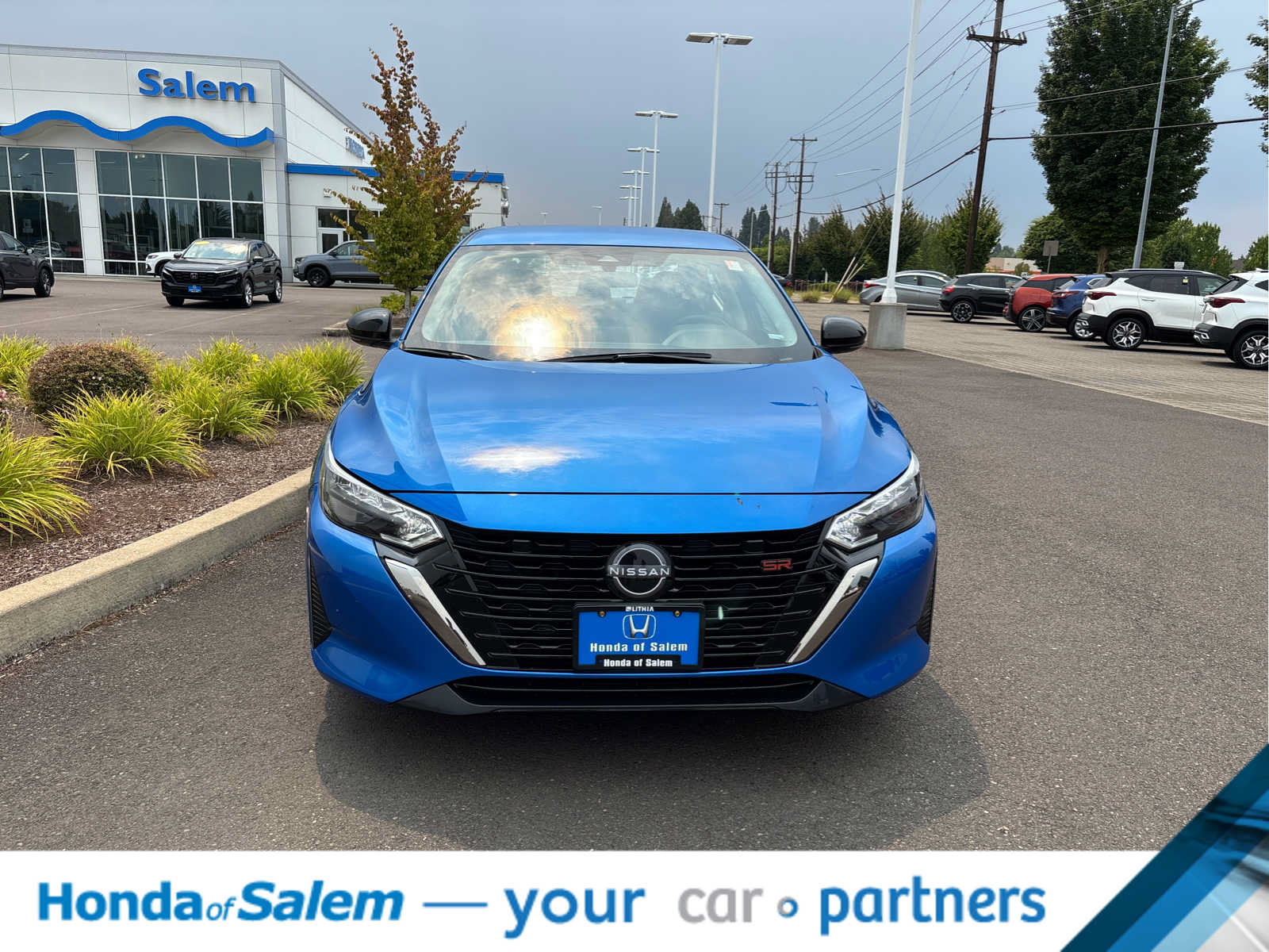 Used 2025 Nissan Sentra SR FWD image 6