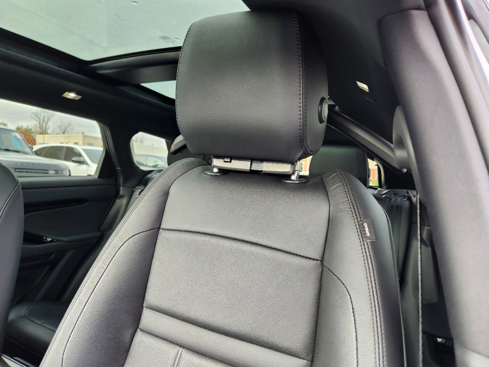 Certified 2024 Land Rover Range Rover Evoque S AWD/4WD image 9