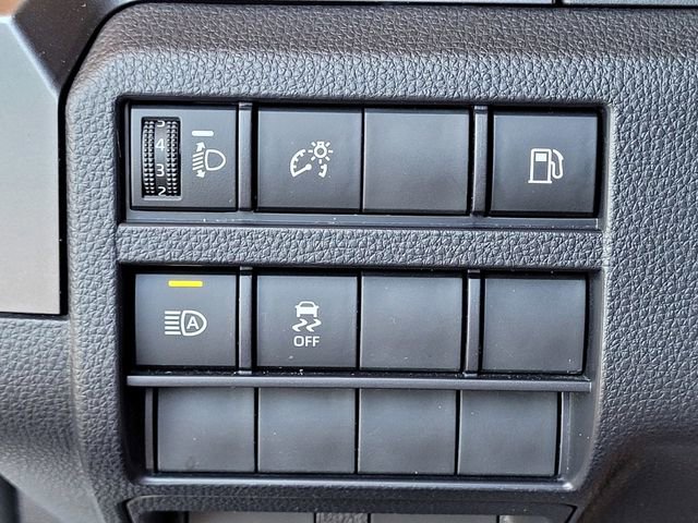 Certified 2025 Toyota 4Runner SR5 AWD/4WD image 16