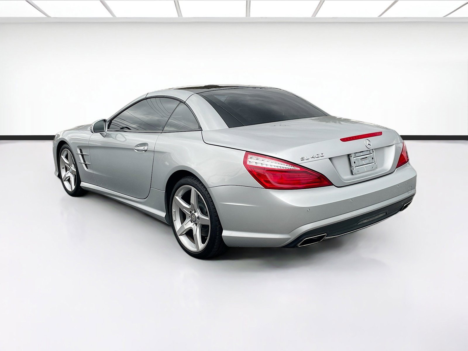 Used 2015 Mercedes-Benz SL 400 image 6