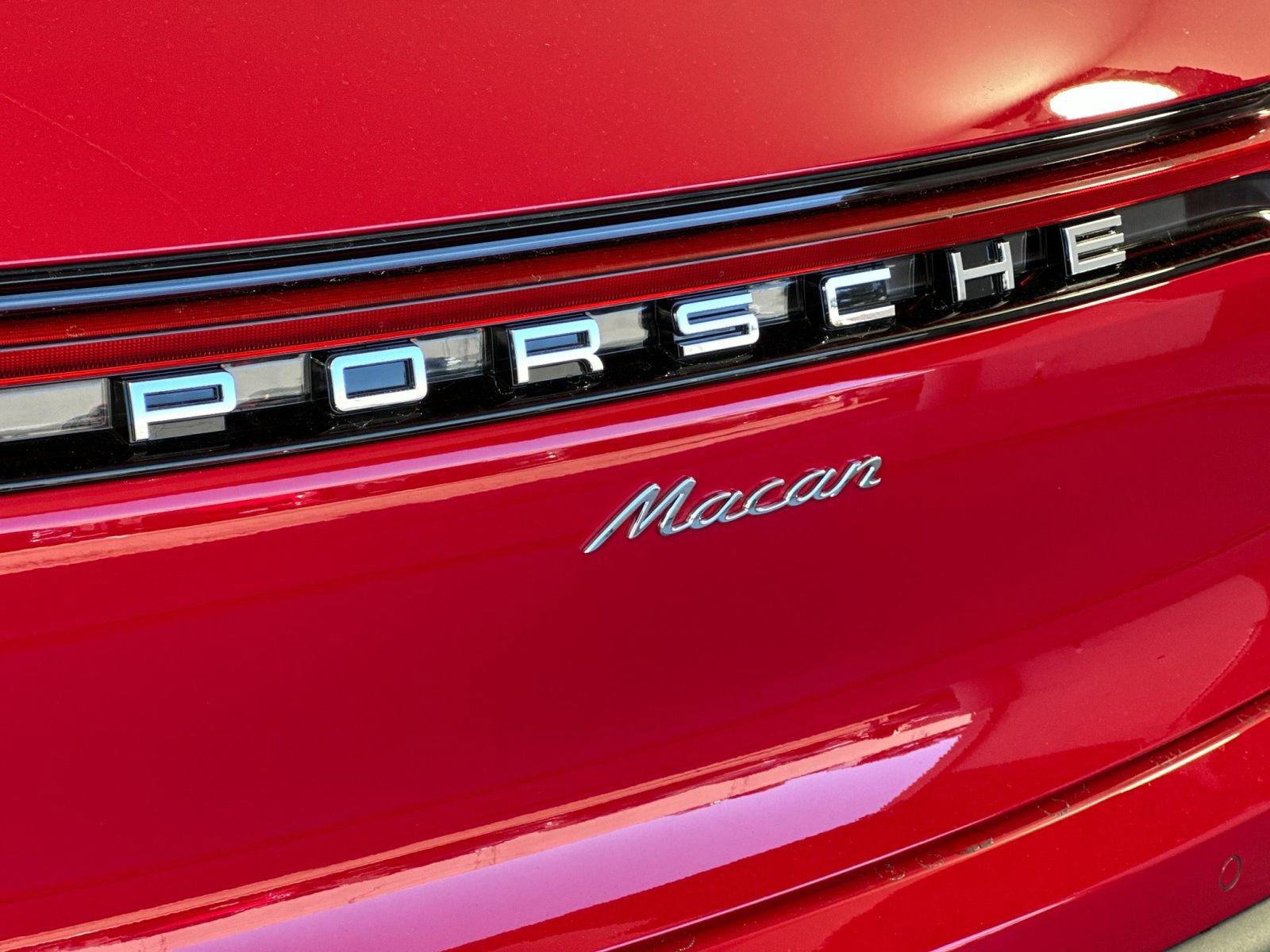 New 2026 Porsche Macan image 33