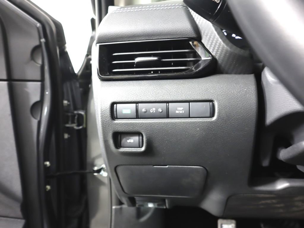 Certified 2025 Nissan Sentra SV w/ Trunk Package image 19