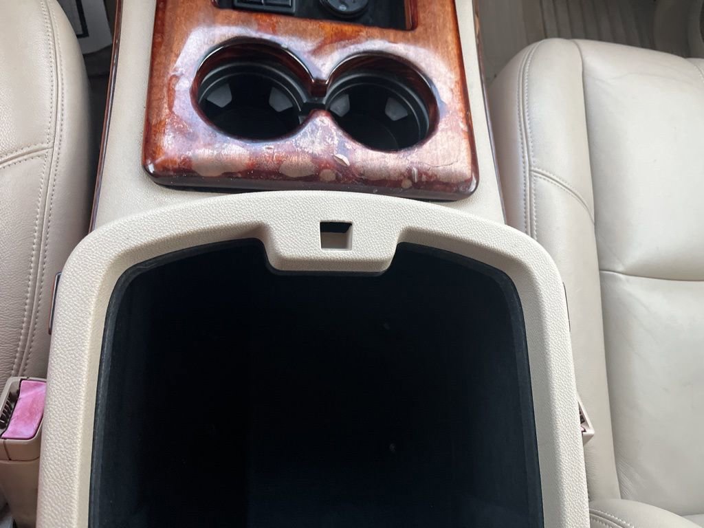 Used 2008 Chevrolet Silverado 3500 LTZ w/ EZ-Lift Tailgate Package image 72