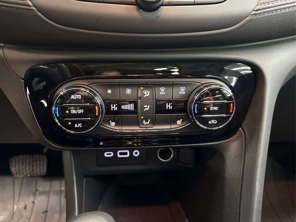 Used 2023 Buick Encore GX Select w/ Experience Buick Package image 30