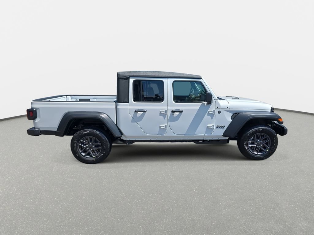 New 2026 Jeep Gladiator Sport AWD/4WD image 4