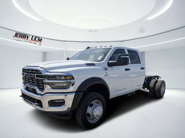 New 2026 RAM 5500 Tradesman w/ Chrome Appearance Group AWD/4WD image 7