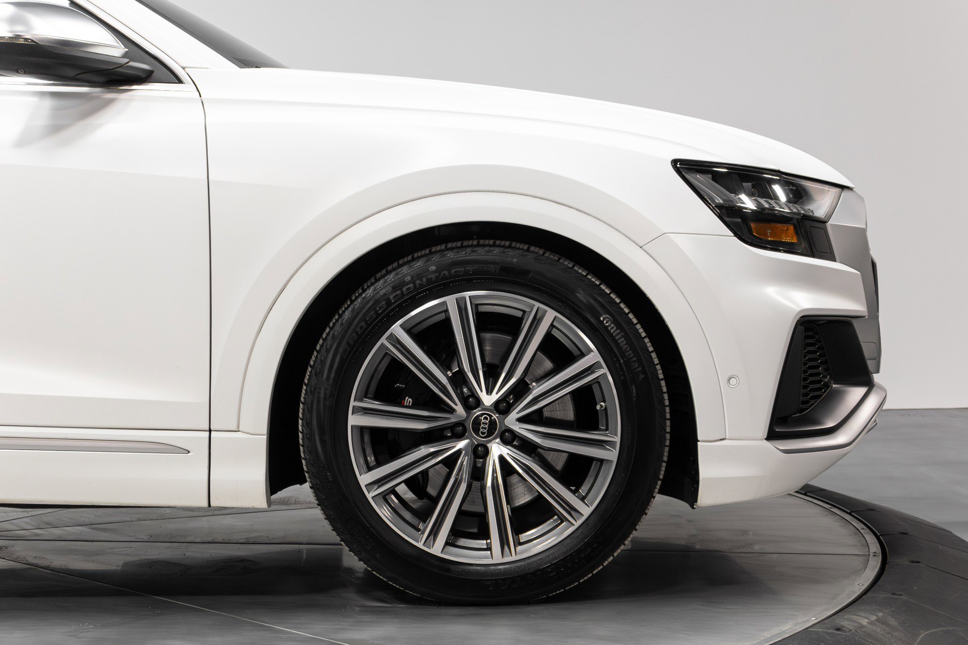 Used 2023 Audi SQ8 Prestige image 17