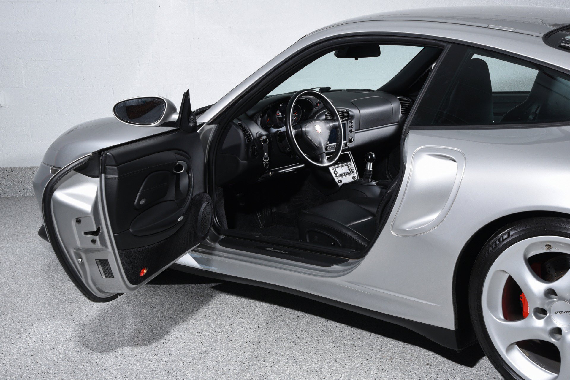 Used 2001 Porsche 911 Turbo AWD/4WD image 21