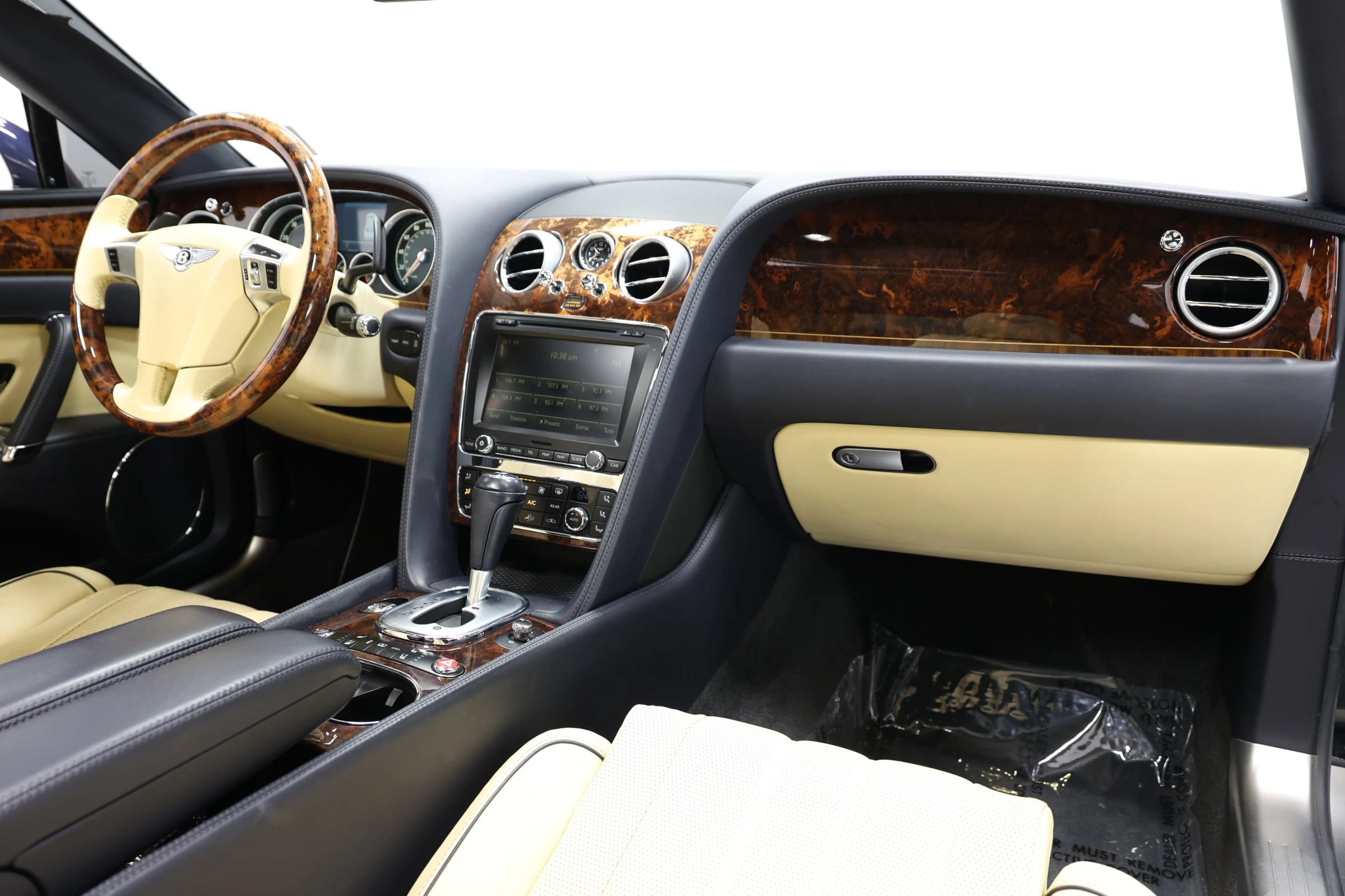 Used 2015 Bentley Flying Spur V8 AWD/4WD image 96