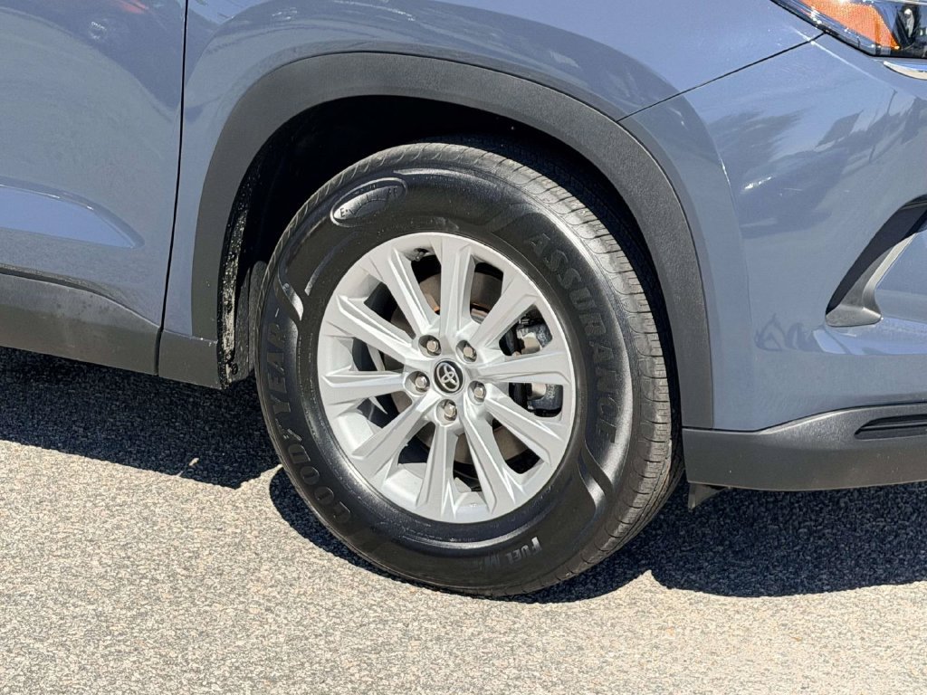 Certified 2025 Toyota Grand Highlander AWD image 26