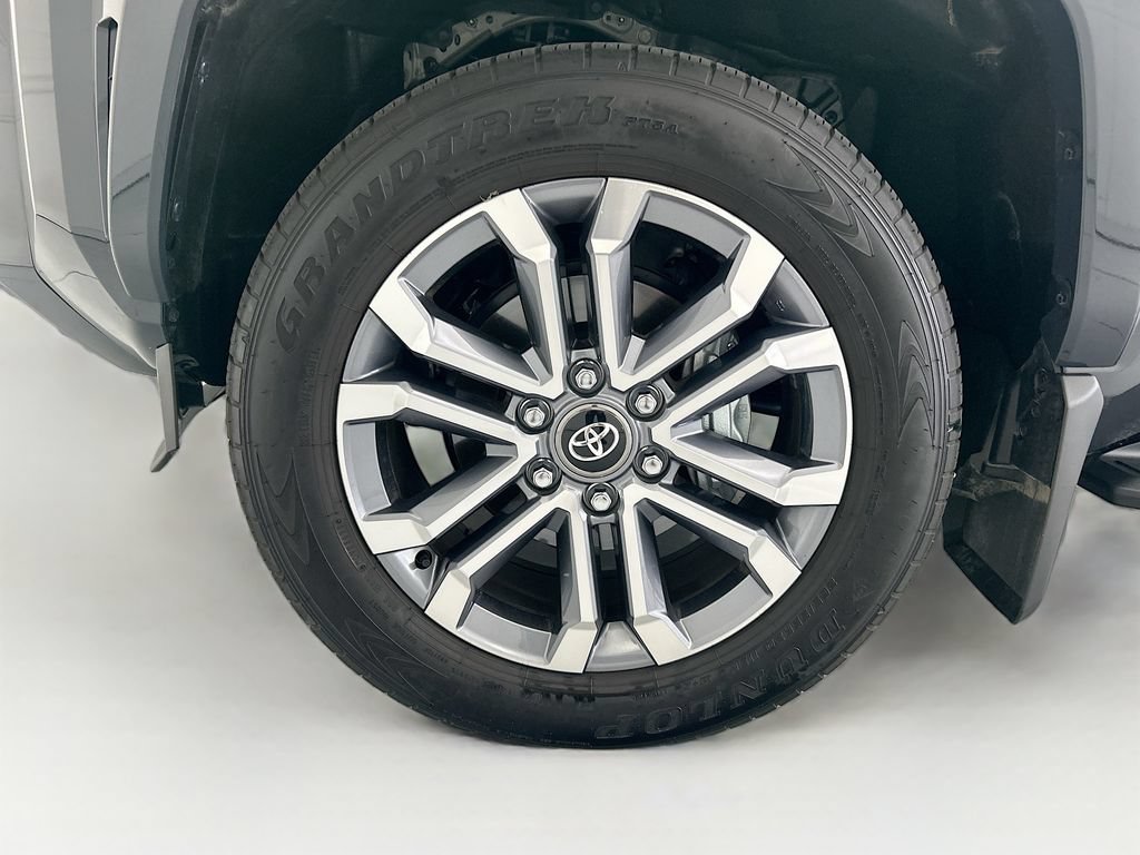 Used 2025 Toyota 4Runner Limited w/ Tow Technology Package AWD/4WD image 28