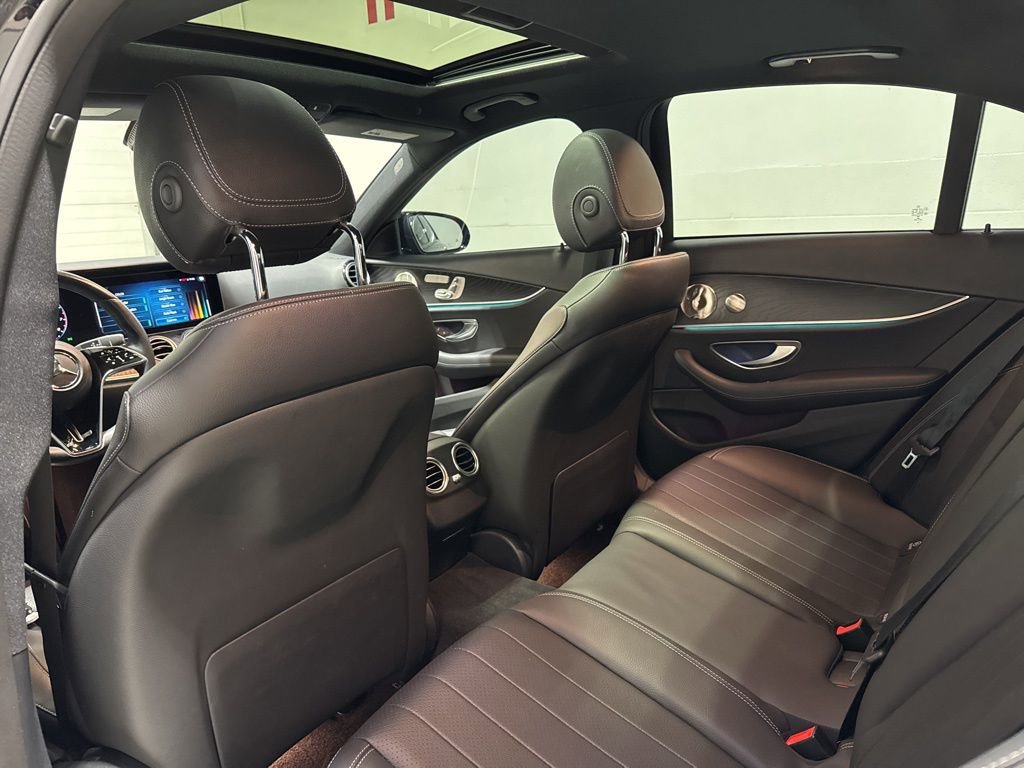 Used 2022 Mercedes-Benz E 350 Sedan w/ AMG Line Exterior image 36