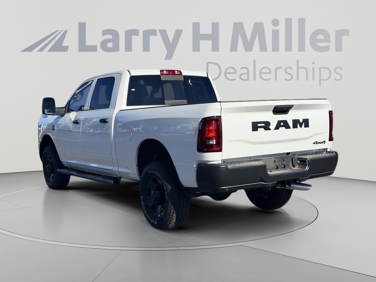 New 2026 RAM 2500 Tradesman AWD/4WD image 4