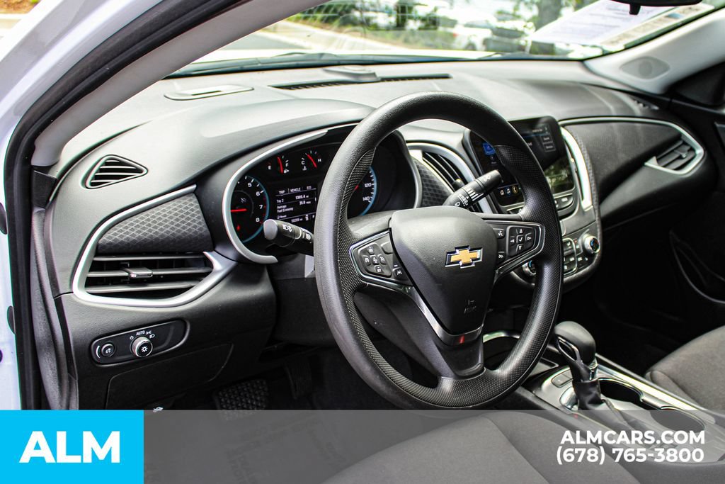 Used 2024 Chevrolet Malibu LT FWD image 30