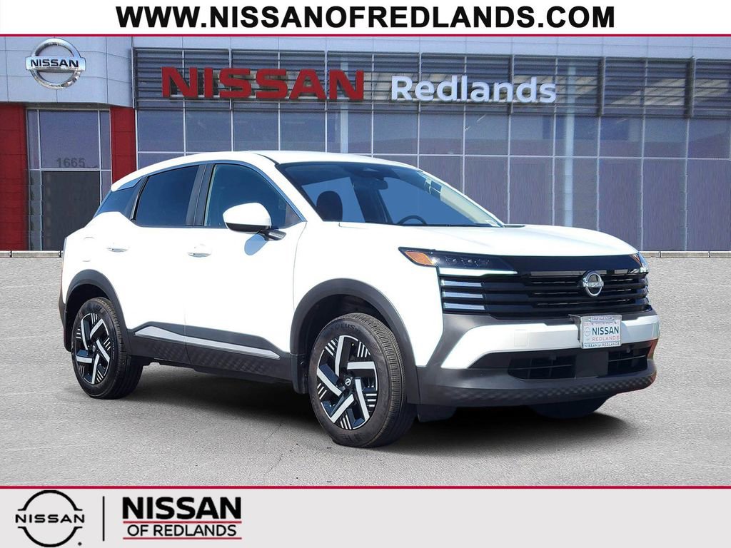 Used 2025 Nissan Kicks SV FWD image 1