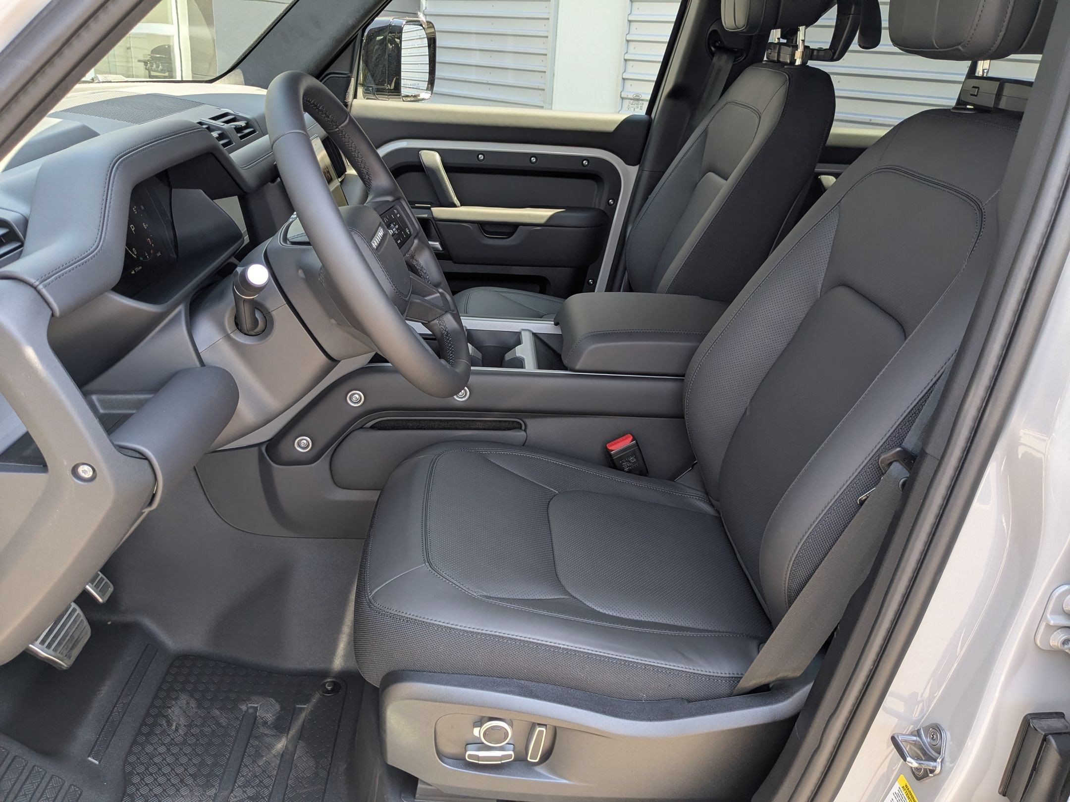 New 2026 Land Rover Defender 130 X AWD/4WD image 24