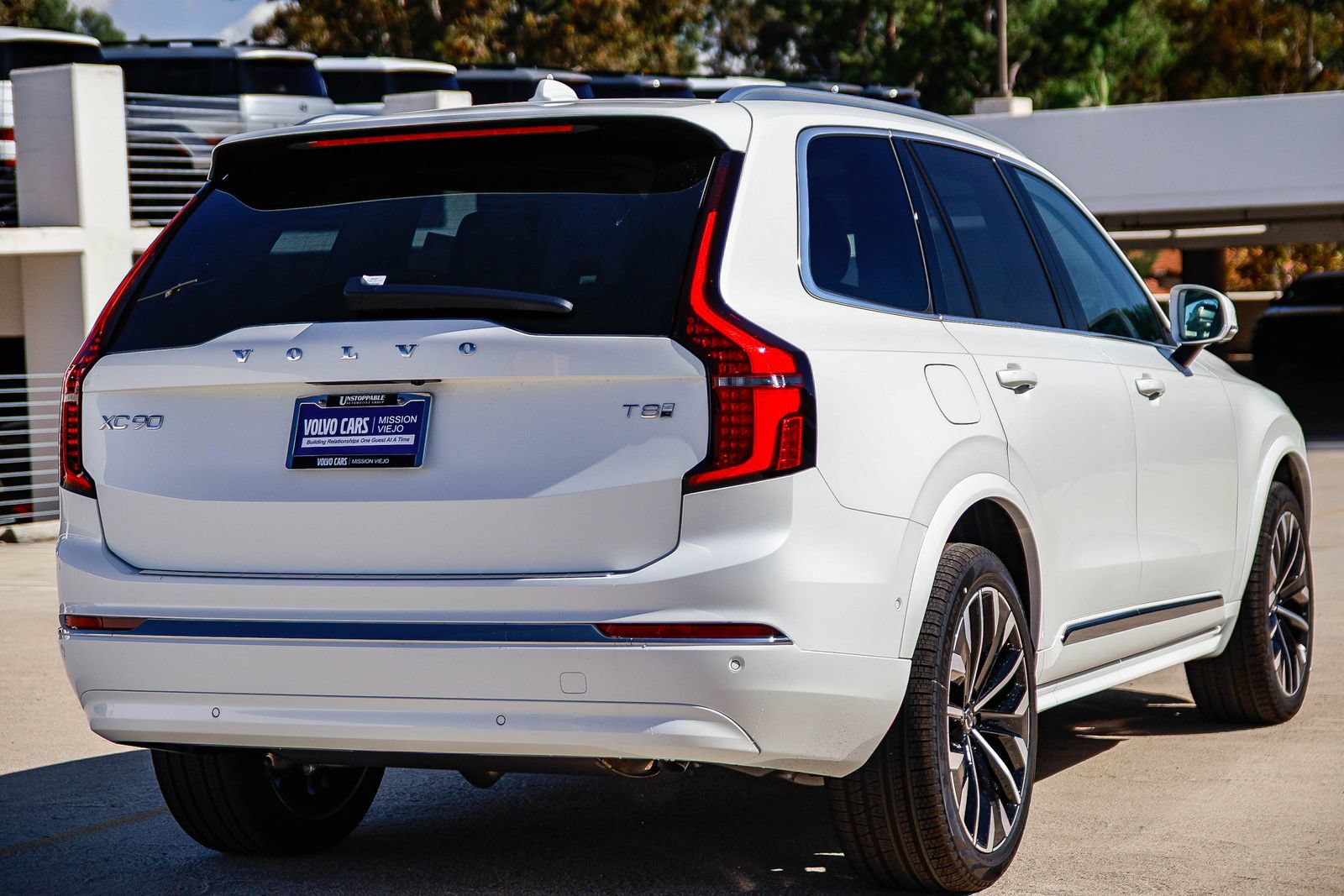 New 2026 Volvo XC90 T8 Ultra w/ Protection Package Premier AWD/4WD image 6