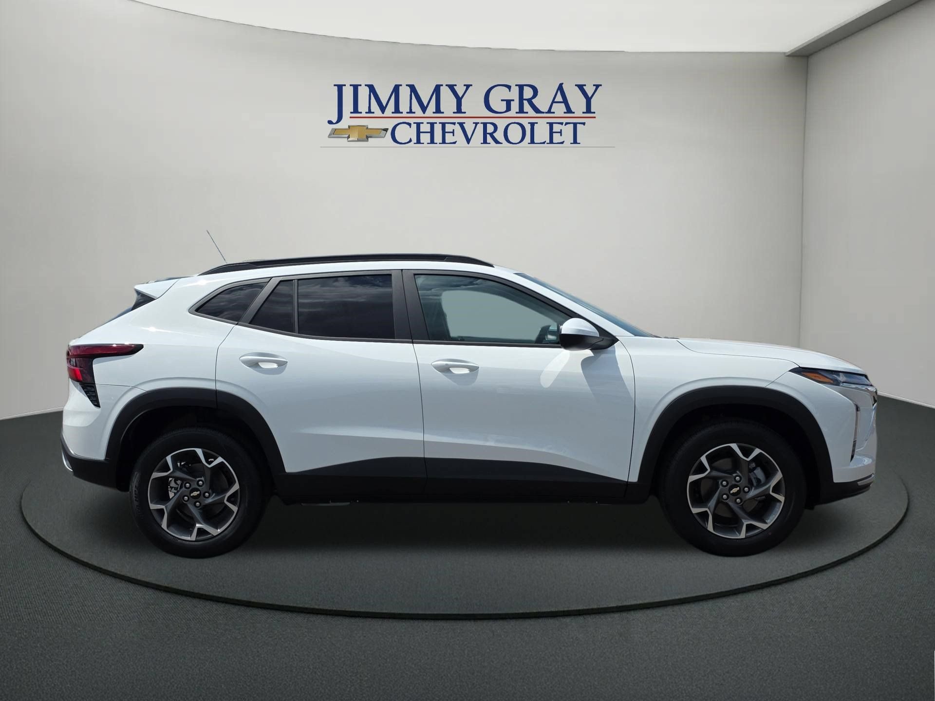 New 2026 Chevrolet Trax LT w/ Driver Confidence Package FWD image 6