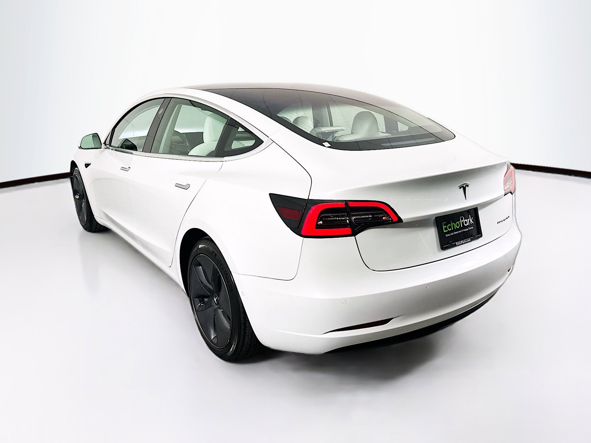 Used 2018 Tesla Model 3 Long Range AWD/4WD image 5