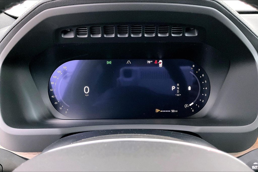 New 2026 Volvo XC90 B5 Core AWD/4WD image 18