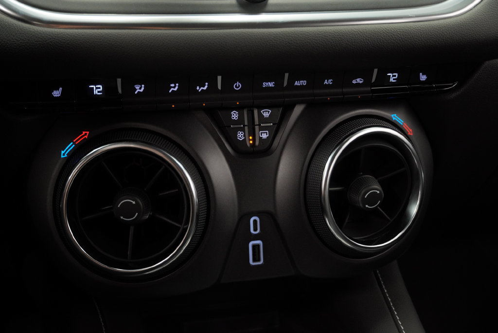 New 2026 Chevrolet Blazer LT w/ Convenience Package AWD/4WD image 18