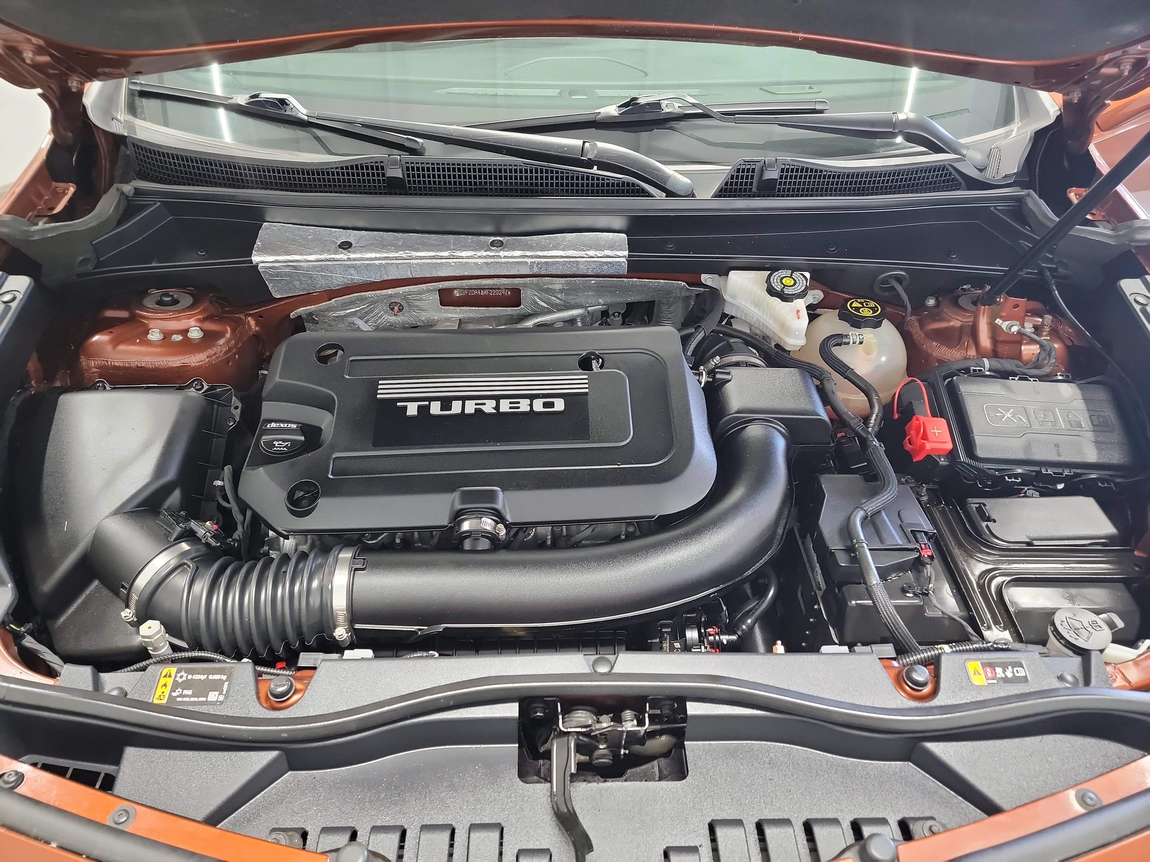 Used 2019 Cadillac XT4 Premium Luxury AWD/4WD image 25