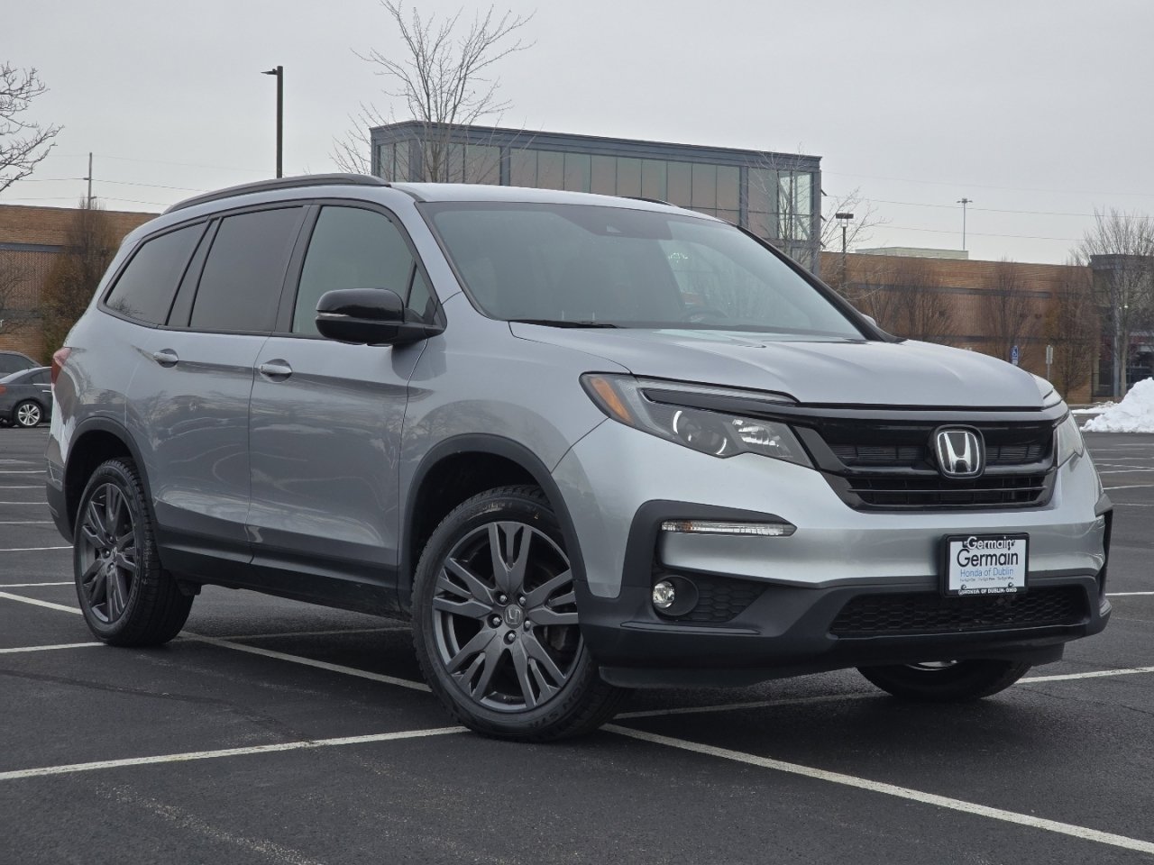 Certified 2022 Honda Pilot Sport image 2