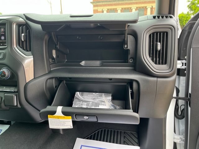 New 2026 Chevrolet Silverado 2500 Custom w/ Custom Value Package AWD/4WD image 26