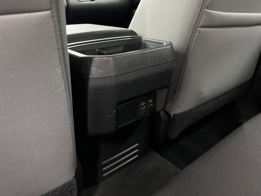 Used 2025 Toyota Tacoma TRD Sport image 13