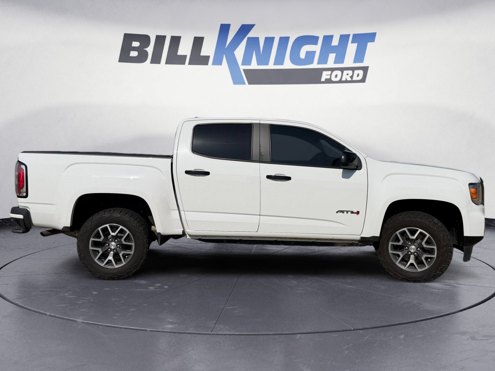 Used 2022 GMC Canyon AT4 w/ Trailering Package AWD/4WD image 6