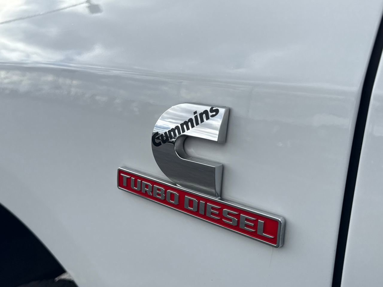 Used 2022 RAM 3500 Big Horn image 15