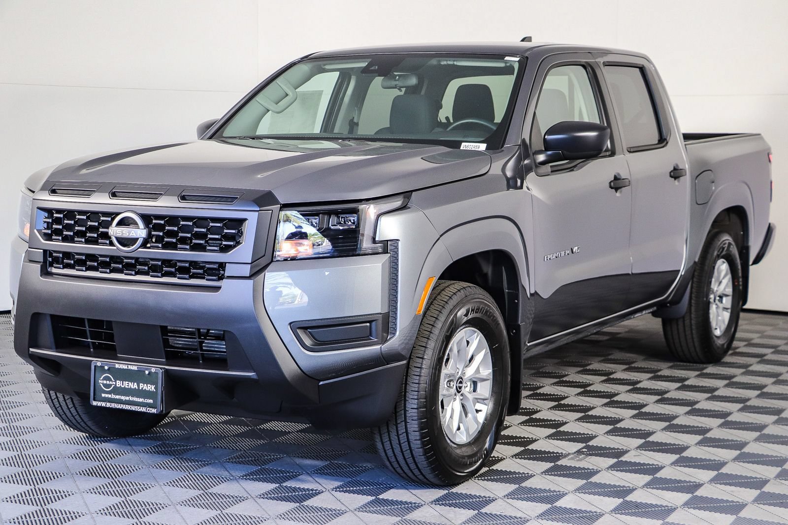 New 2027 Nissan Frontier S w/ Tow Package RWD image 3