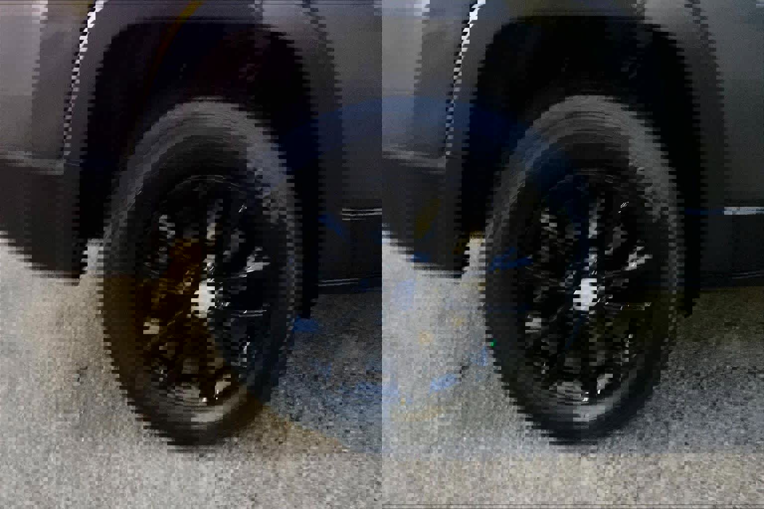 Used 2022 Jeep Cherokee Latitude Lux w/ Sun & Sound Group image 34