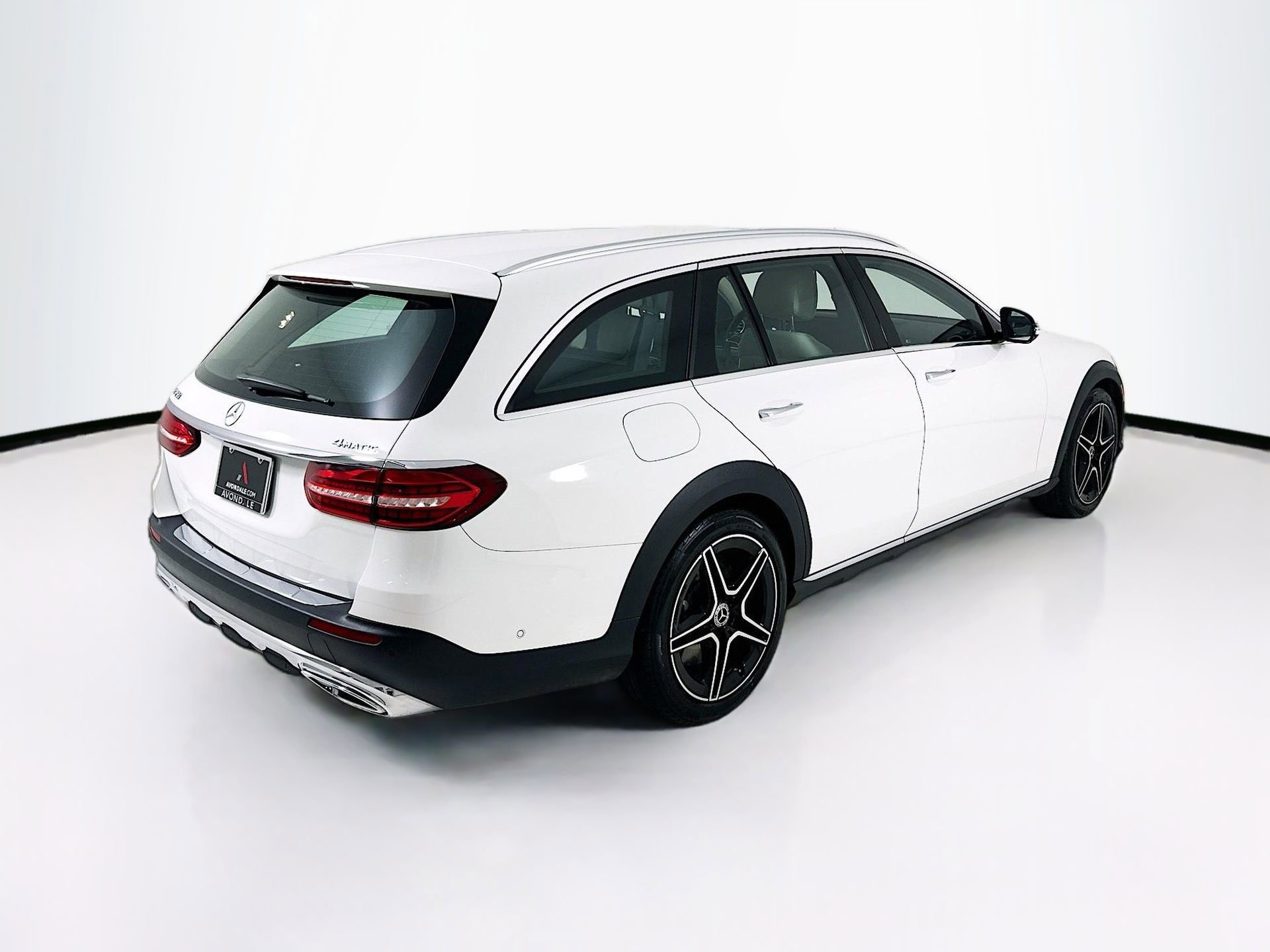 Certified 2022 Mercedes-Benz E 450 4MATIC All-Terrain Wagon image 8