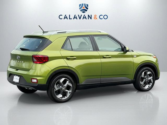 Used 2024 Hyundai Venue SEL image 7