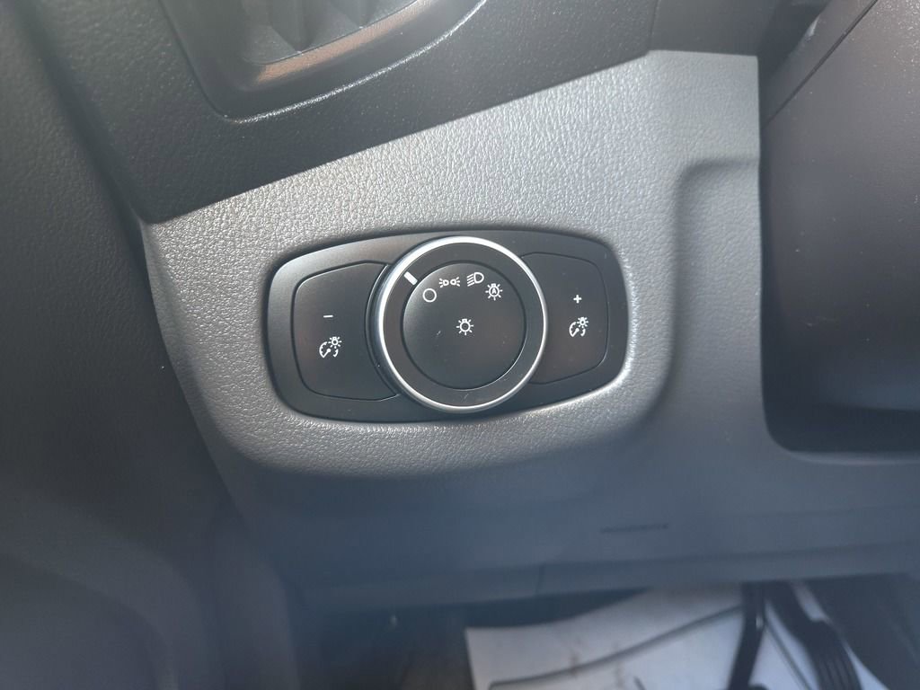 Used 2020 Ford Transit Connect XL image 23