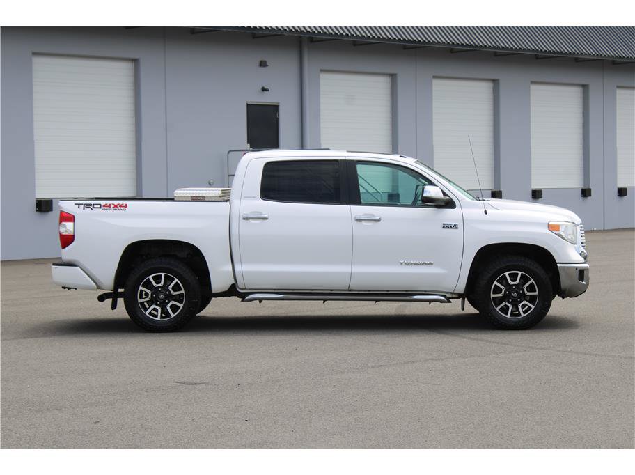 Used 2016 Toyota Tundra Limited w/ Limited Premium Package AWD/4WD image 4