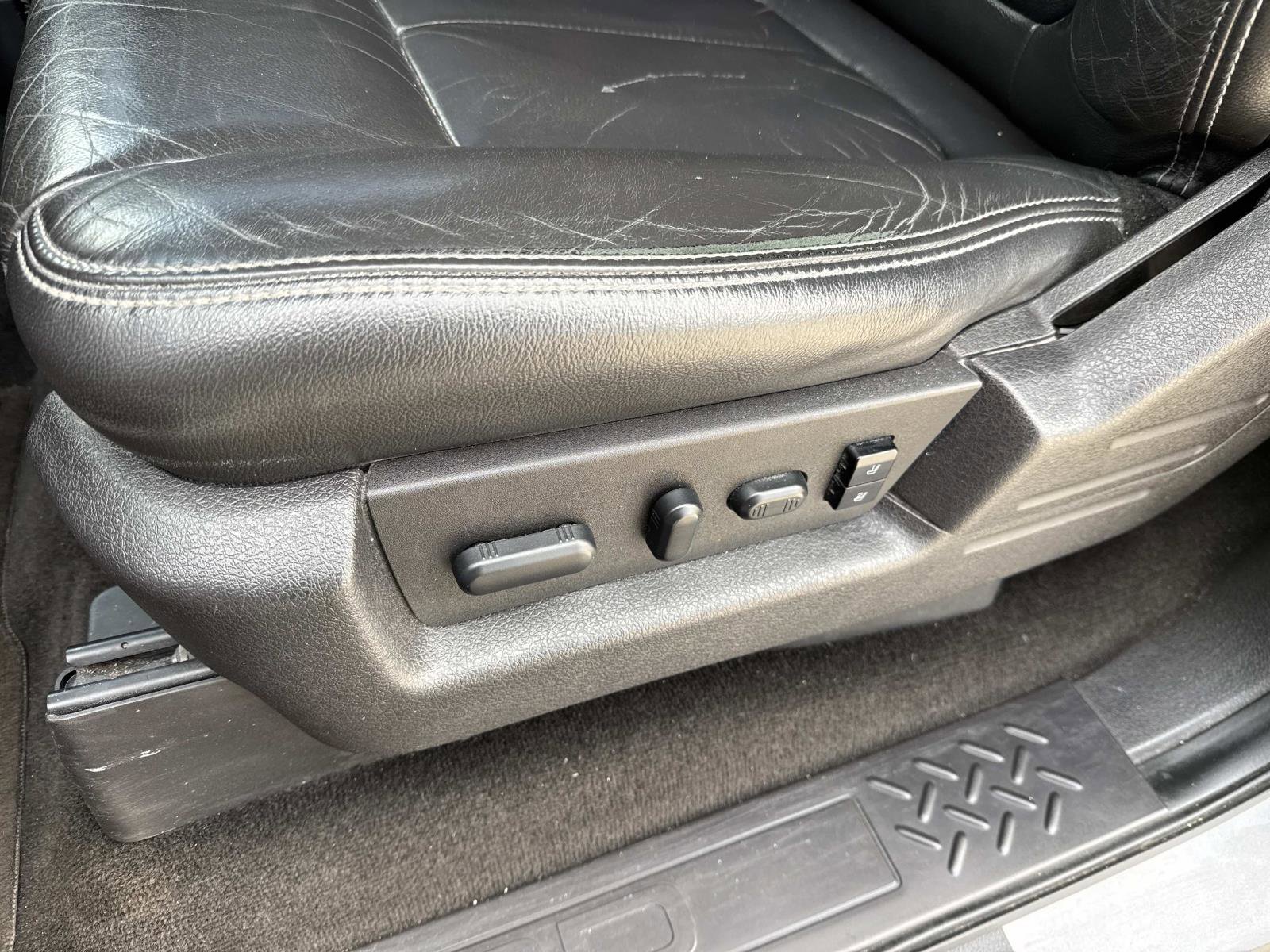 Used 2013 Ford F150 Lariat w/ Mid Equipment Group AWD/4WD image 25