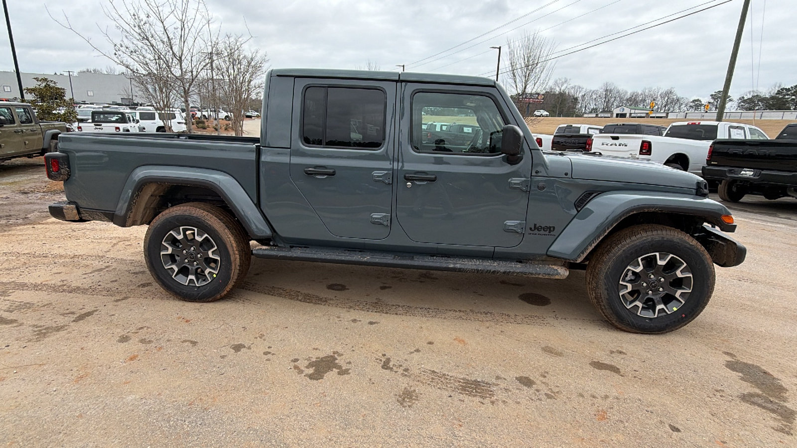 New 2026 Jeep Gladiator Sport AWD/4WD image 7