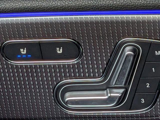 Used 2023 Mercedes-Benz EQB 300 4MATIC image 15
