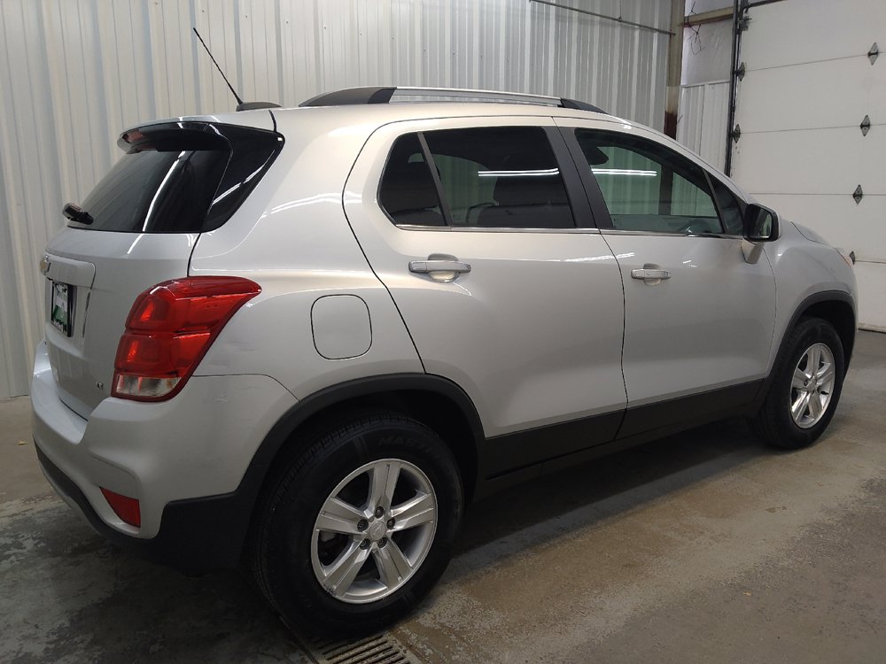 Used 2019 Chevrolet Trax LT w/ LT Convenience Package AWD/4WD image 10