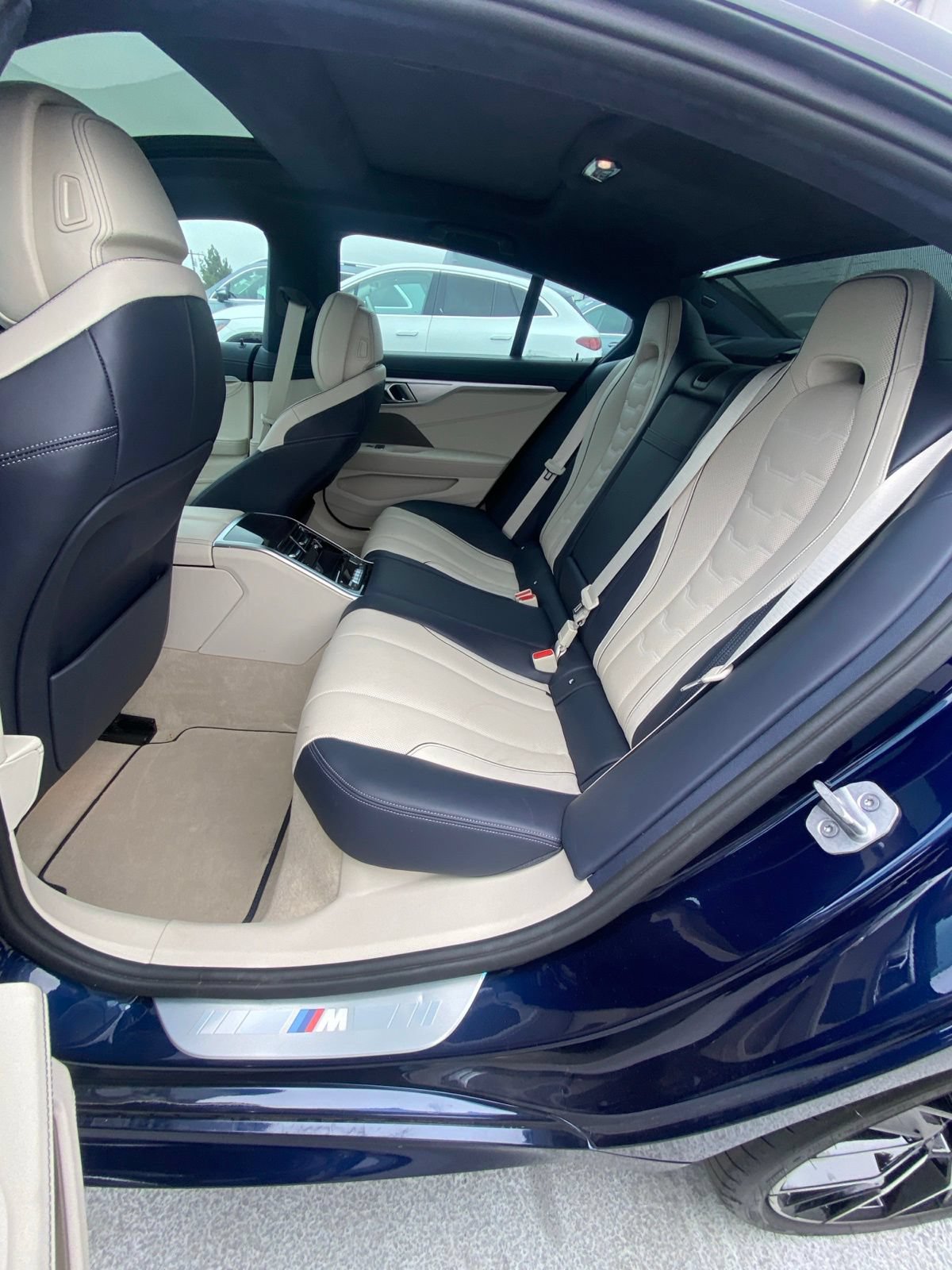 Used 2025 BMW 840i xDrive AWD/4WD image 10
