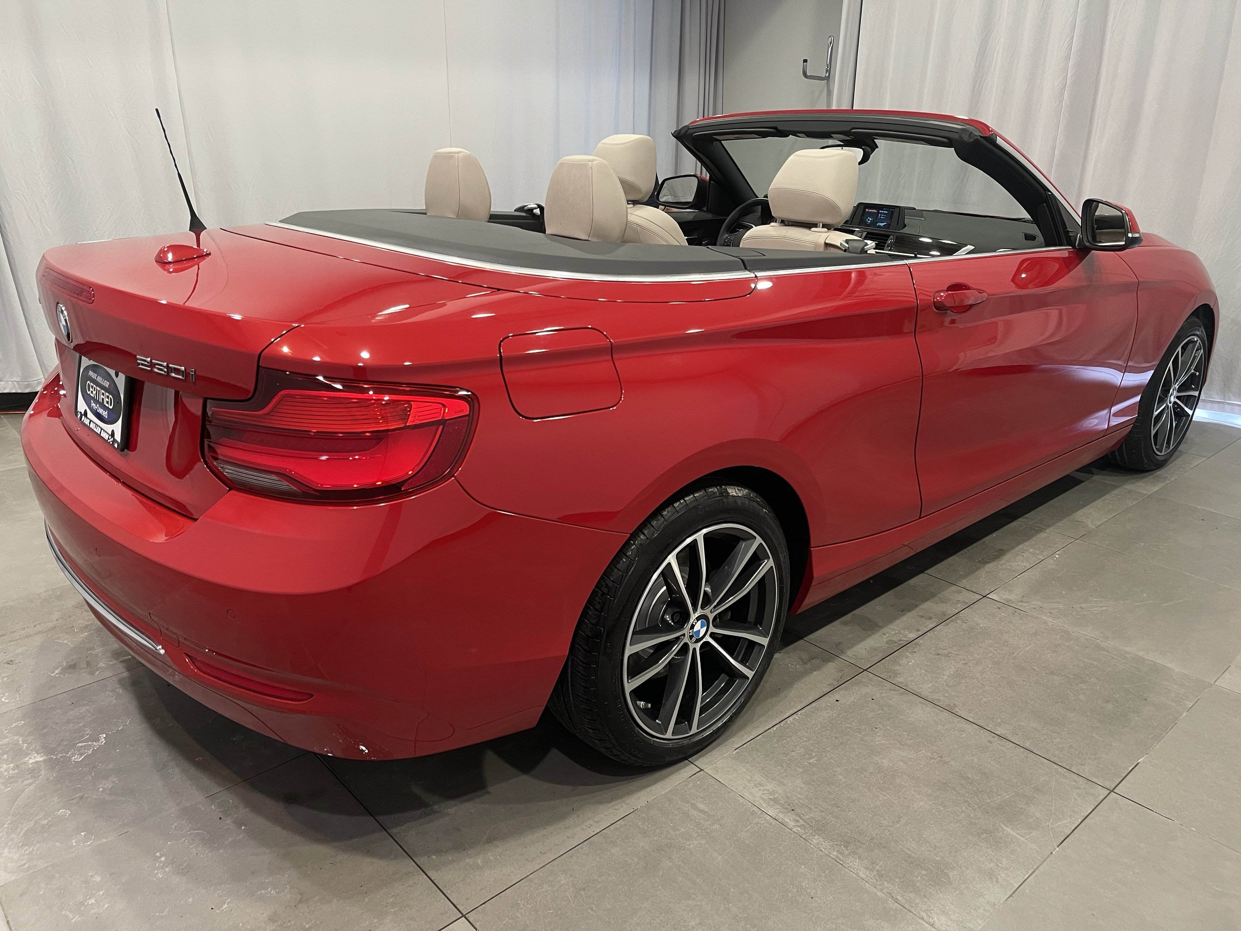 Used 2019 BMW 230i xDrive Convertible w/ Convenience Package image 31