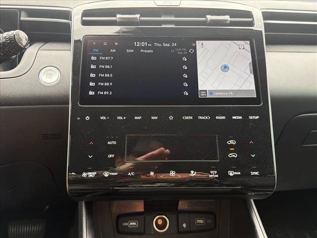 Used 2022 Hyundai Tucson Limited AWD/4WD image 19