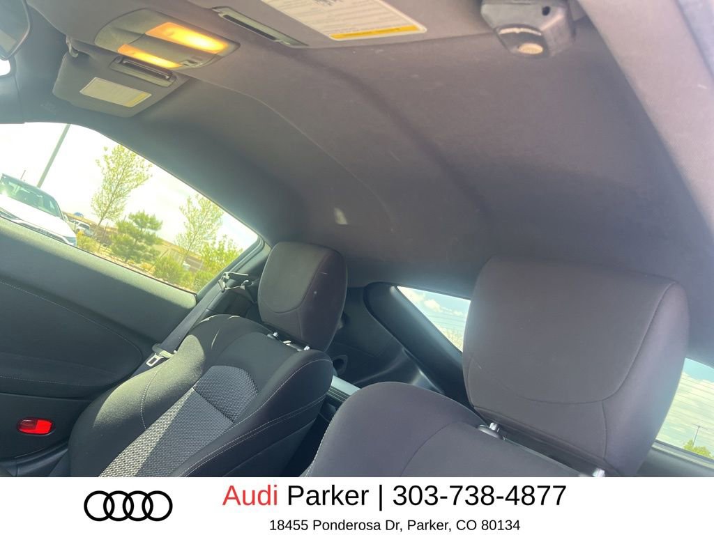 Used 2018 Nissan 370Z Coupe RWD image 8