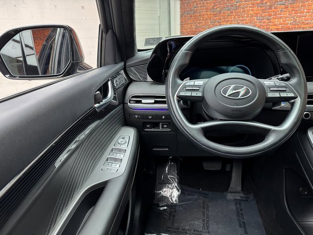 Used 2024 Hyundai Palisade Calligraphy image 13
