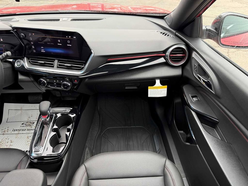 New 2026 Chevrolet Trax RS w/ Sunroof Package image 40