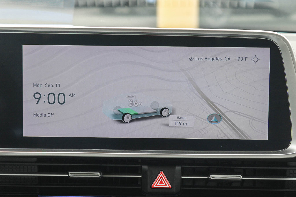 Used 2023 Hyundai Ioniq 6 SEL RWD image 17